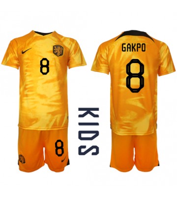 Nederländerna Cody Gakpo #8 Hemmaställ Barn VM 2022 Kortärmad (+ Korta byxor)